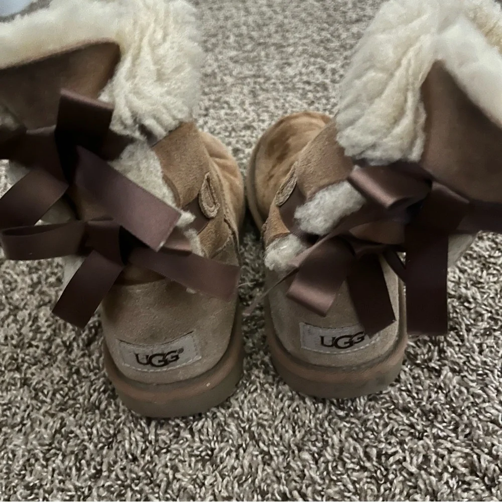 UGG Woman’s Y2K Boots - Picture 1 of 6